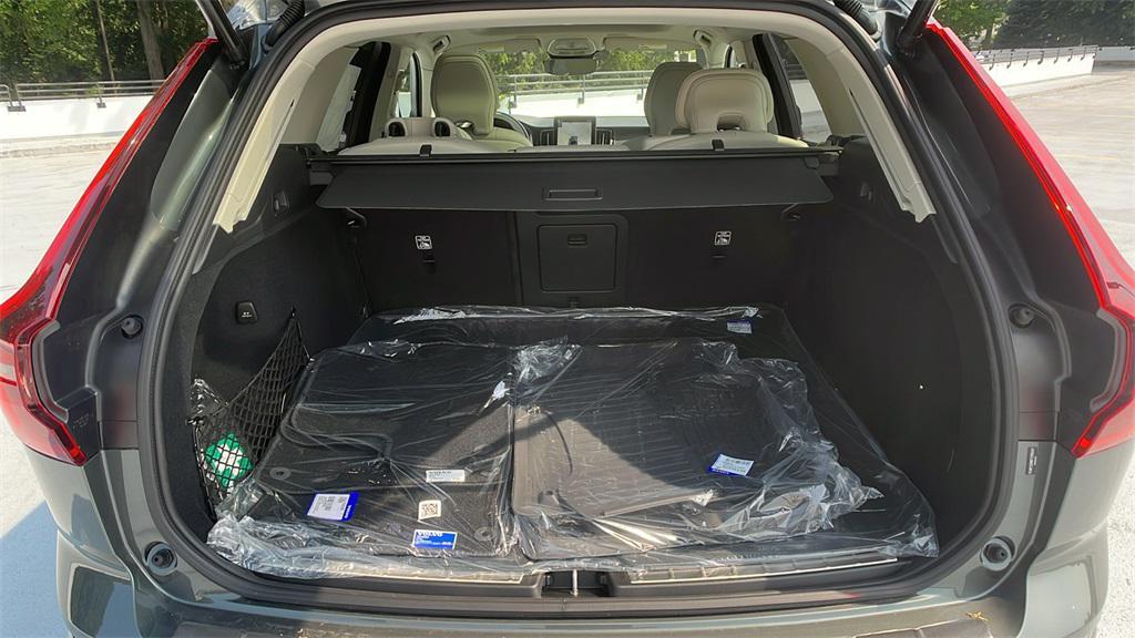 new 2026 Volvo XC60 car, priced at $63,575