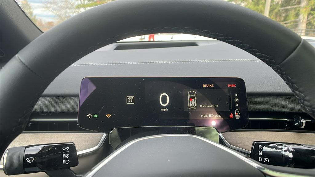 new 2025 Volvo EX90 car, priced at $87,090