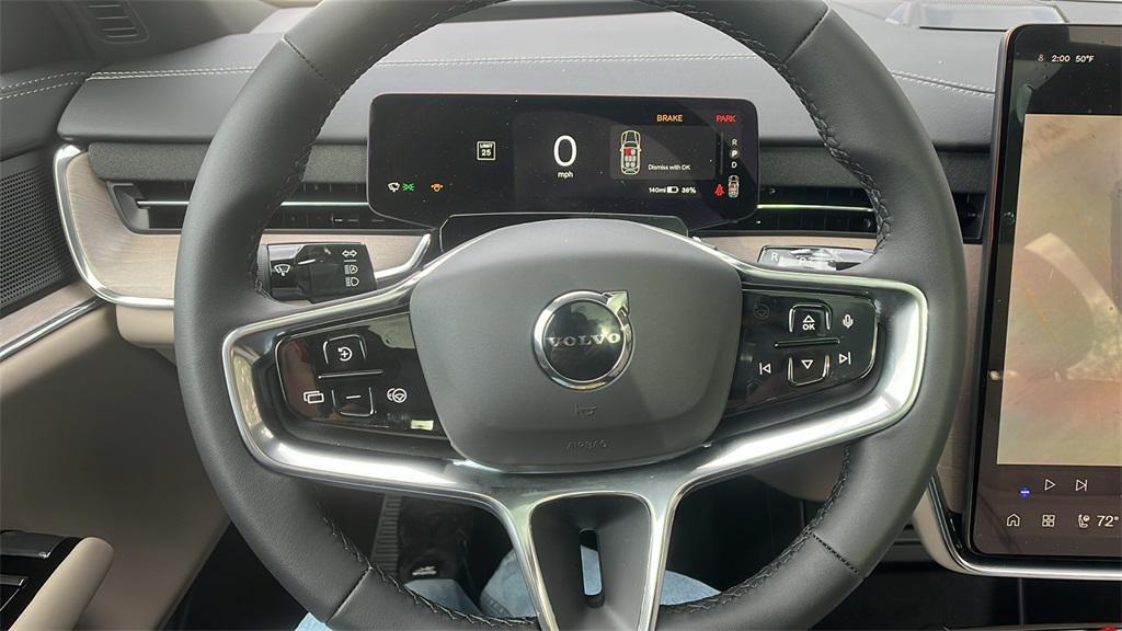 new 2025 Volvo EX90 car, priced at $87,090