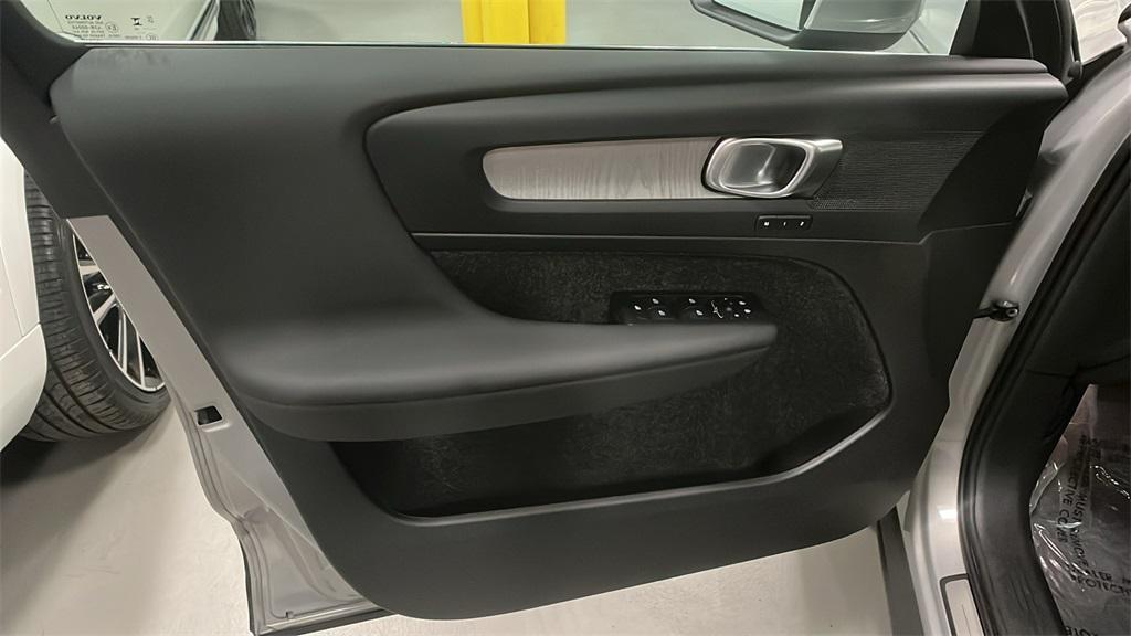 used 2025 Volvo XC40 car, priced at $34,845