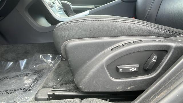 used 2017 Volvo S60 Inscription car, priced at $15,995