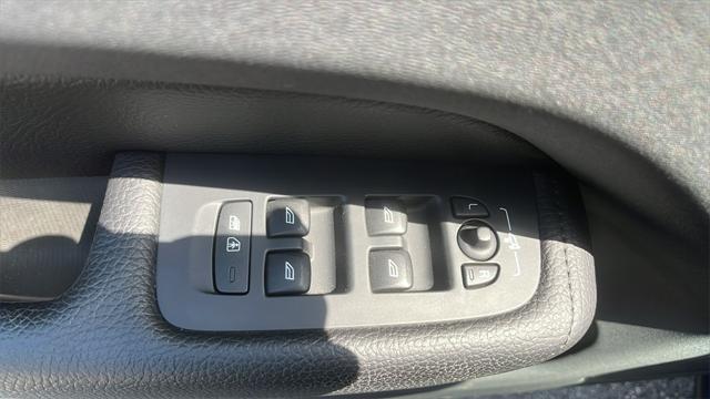 used 2019 Volvo XC60 car, priced at $26,500