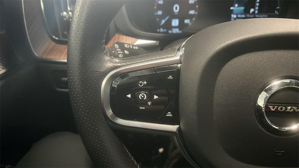 used 2019 Volvo XC60 Recharge Plug-In Hybrid car, priced at $25,495