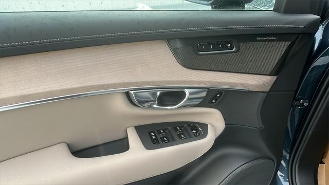 new 2026 Volvo XC90 car, priced at $71,825