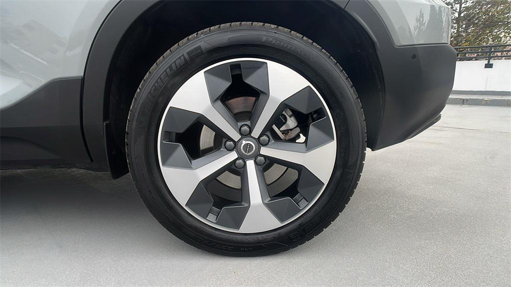 used 2025 Volvo XC40 car, priced at $36,647