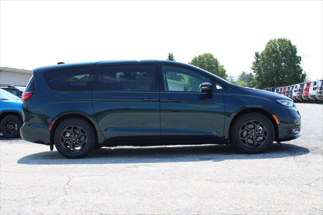 new 2023 Chrysler Pacifica Hybrid car, priced at $56,410