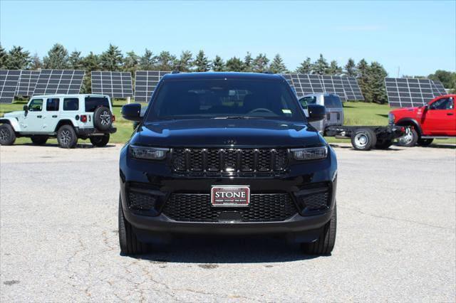 new 2024 Jeep Grand Cherokee car, priced at $49,670