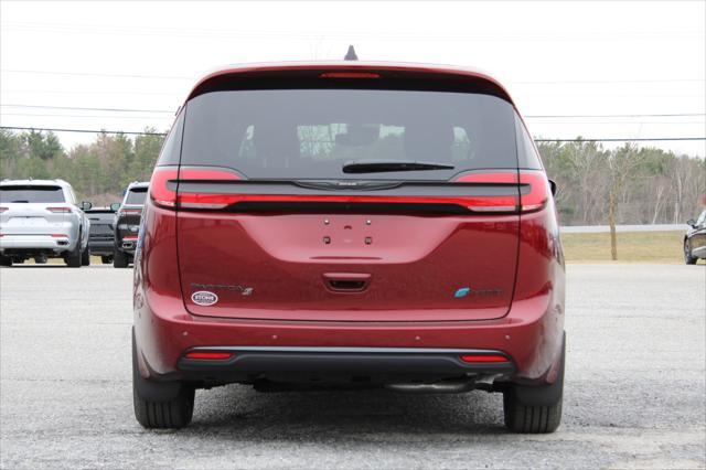 new 2023 Chrysler Pacifica Hybrid car, priced at $55,675