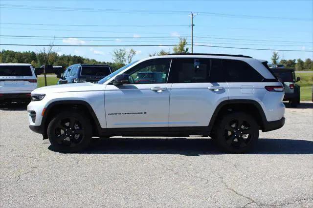 new 2024 Jeep Grand Cherokee car, priced at $49,670