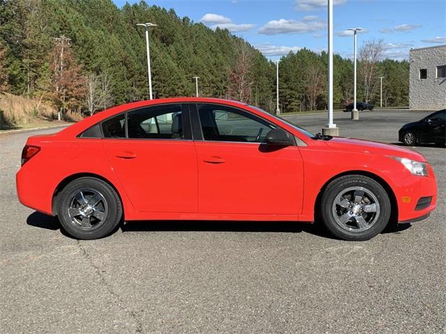 used 2014 Chevrolet Cruze car, priced at $8,295