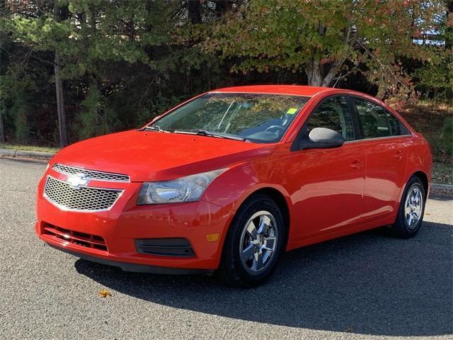 used 2014 Chevrolet Cruze car, priced at $8,295