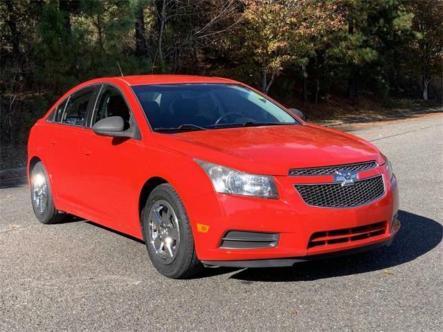 used 2014 Chevrolet Cruze car, priced at $8,295