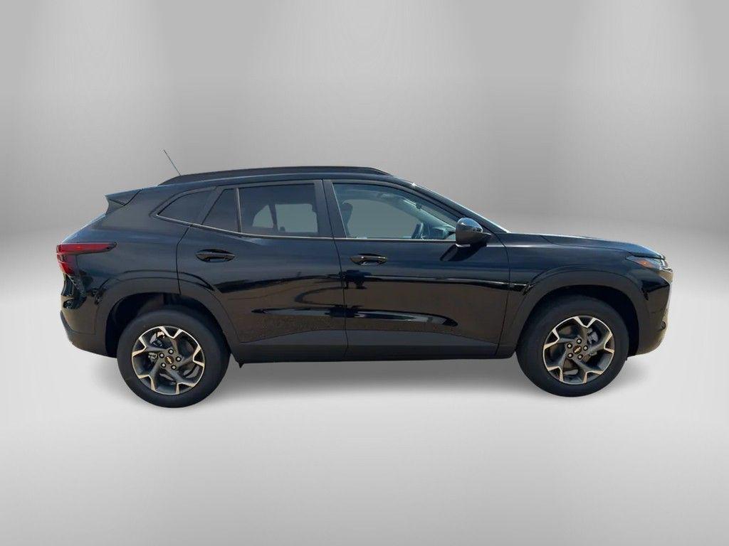 new 2025 Chevrolet Trax car, priced at $24,988
