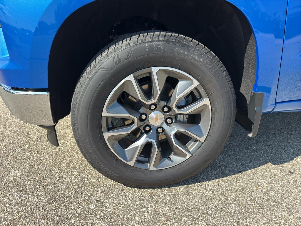 new 2025 Chevrolet Silverado 1500 car, priced at $48,886