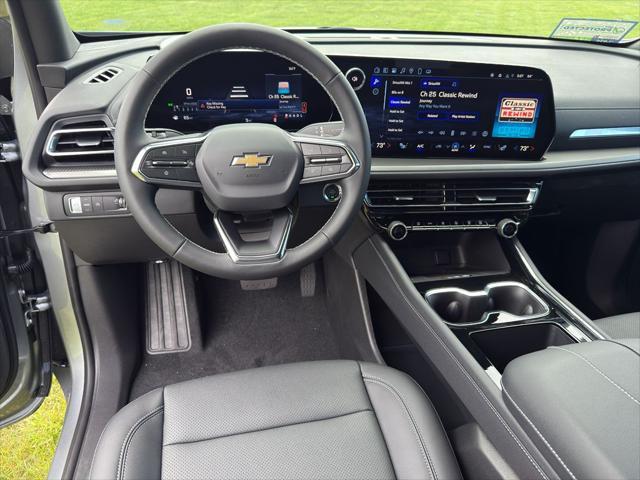 new 2025 Chevrolet Traverse car, priced at $41,037