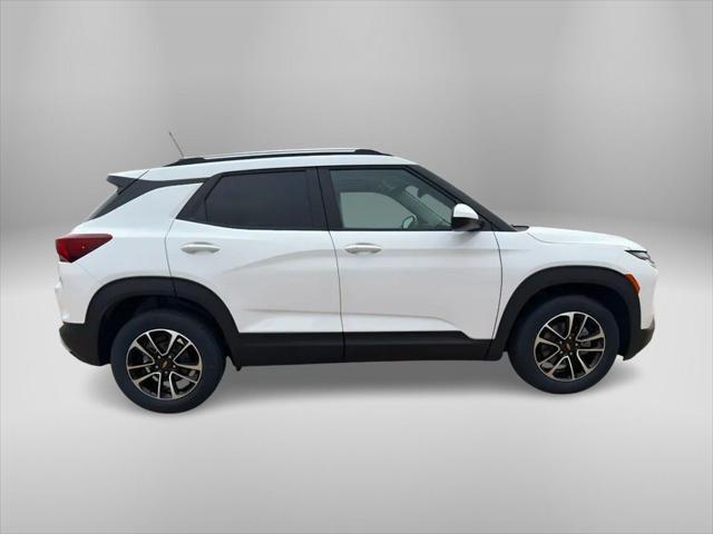 new 2025 Chevrolet TrailBlazer car, priced at $27,622