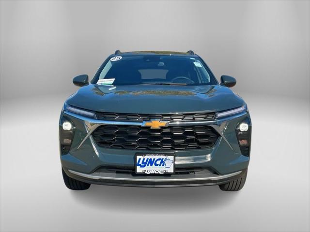 new 2025 Chevrolet Trax car, priced at $24,361