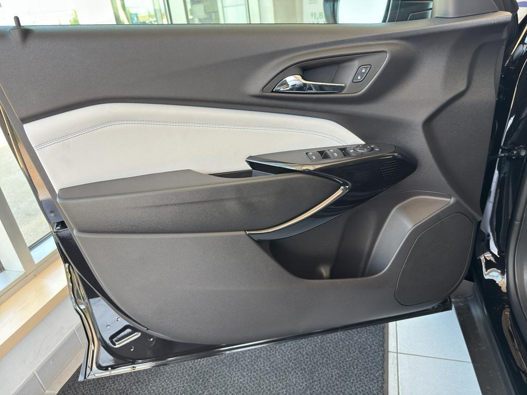 new 2025 Chevrolet Trax car, priced at $25,503