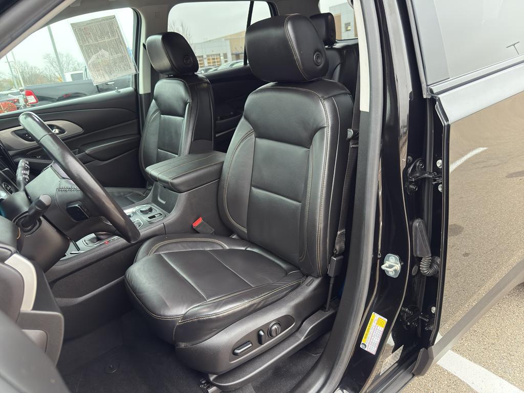 used 2018 Chevrolet Traverse car, priced at $12,957