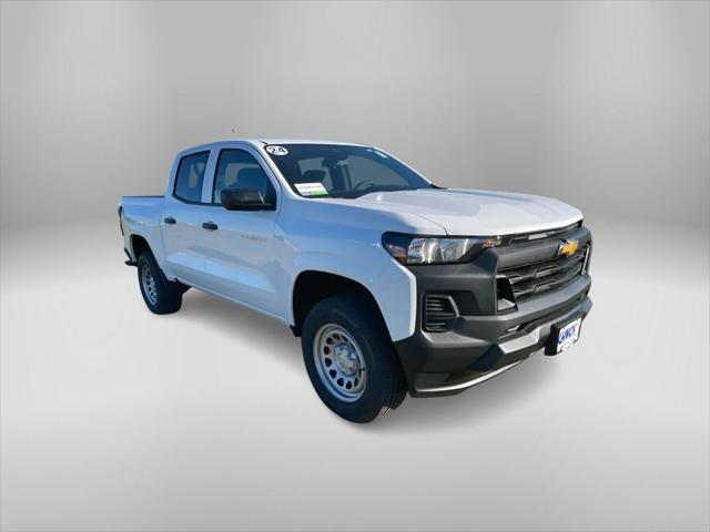 new 2024 Chevrolet Colorado car, priced at $33,215