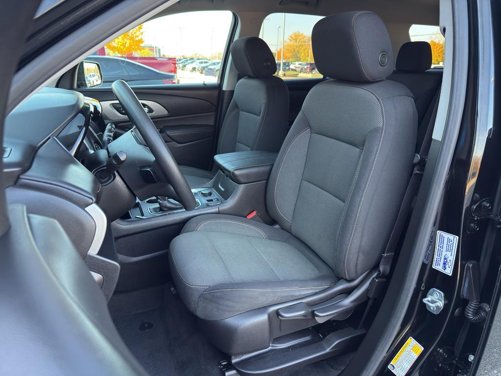 used 2019 Chevrolet Traverse car, priced at $16,257