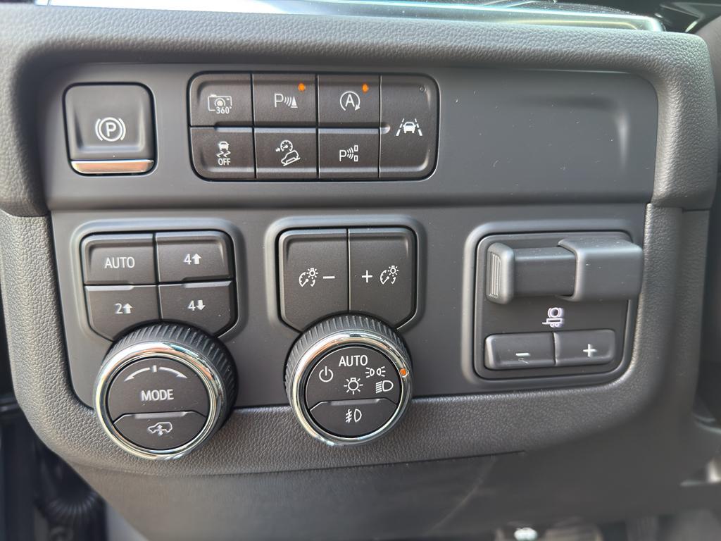 new 2025 Chevrolet Tahoe car, priced at $78,288