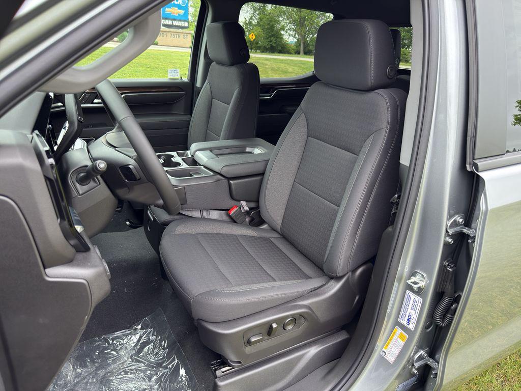 new 2025 Chevrolet Silverado 1500 car, priced at $51,312