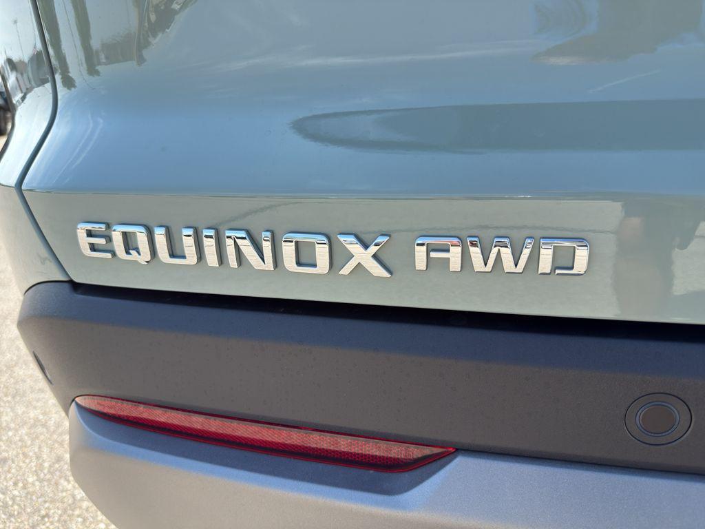 new 2026 Chevrolet Equinox car, priced at $31,037