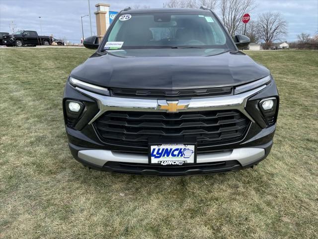 new 2025 Chevrolet TrailBlazer car, priced at $28,319