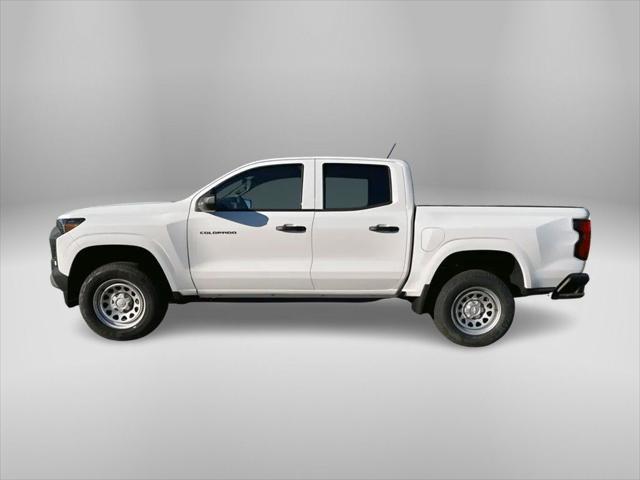 new 2024 Chevrolet Colorado car, priced at $33,215