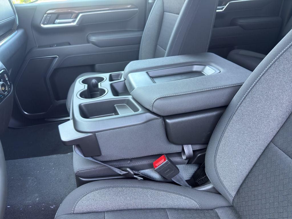 new 2025 Chevrolet Silverado 1500 car, priced at $50,929