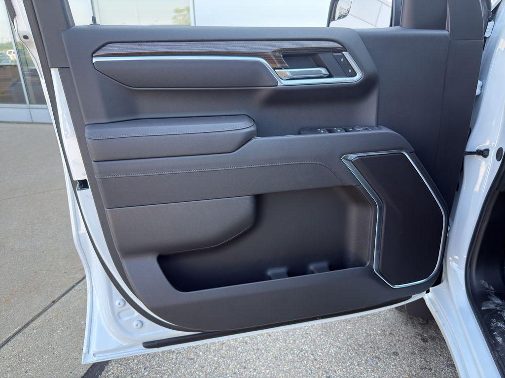 new 2025 Chevrolet Silverado 1500 car, priced at $50,929