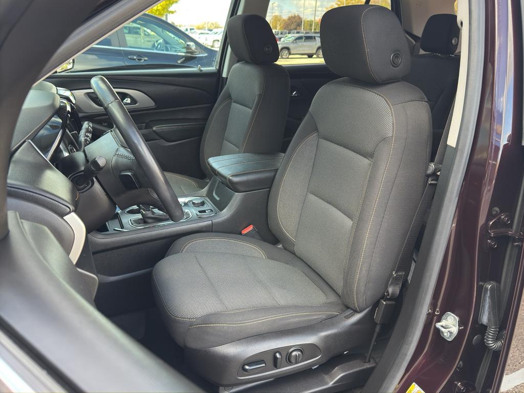used 2018 Chevrolet Traverse car, priced at $25,355