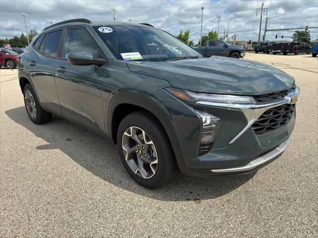 new 2025 Chevrolet Trax car, priced at $25,750