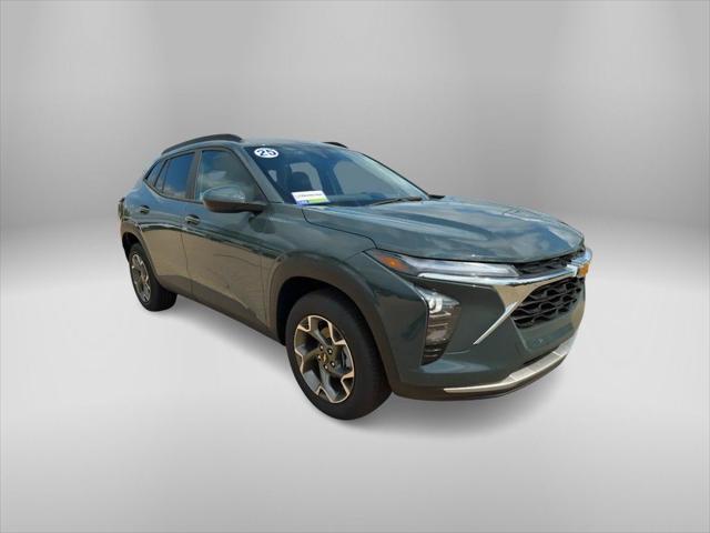 new 2025 Chevrolet Trax car, priced at $25,230