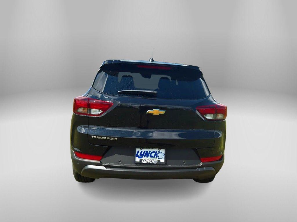 new 2026 Chevrolet TrailBlazer car, priced at $25,617