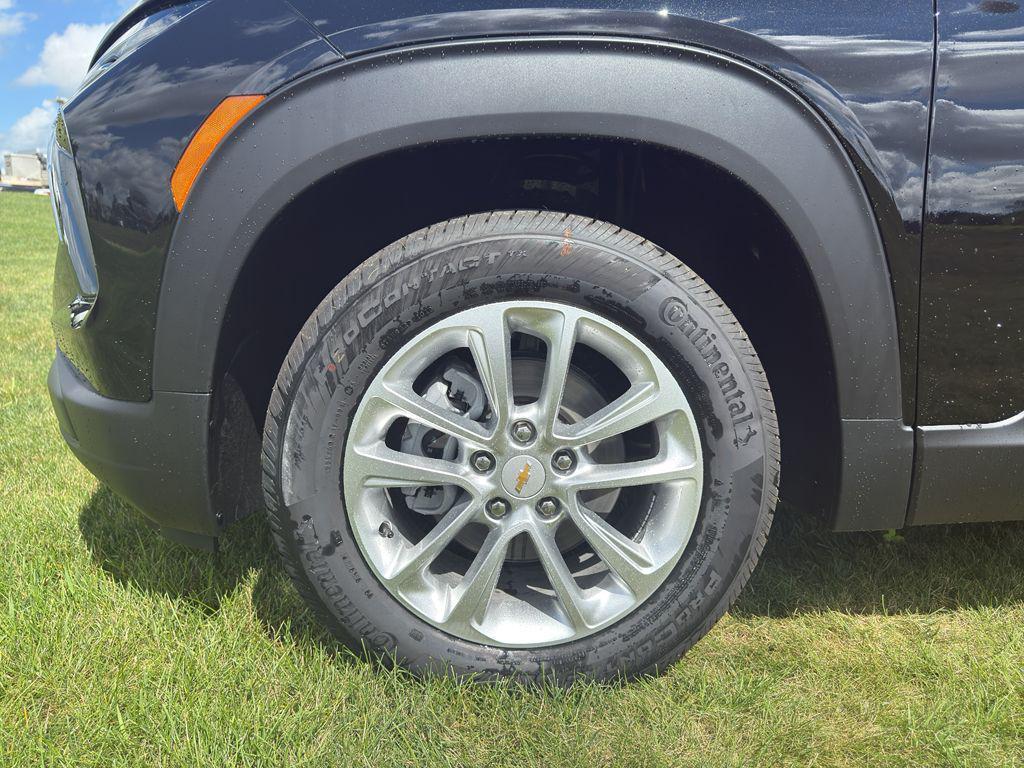 new 2026 Chevrolet TrailBlazer car, priced at $25,617
