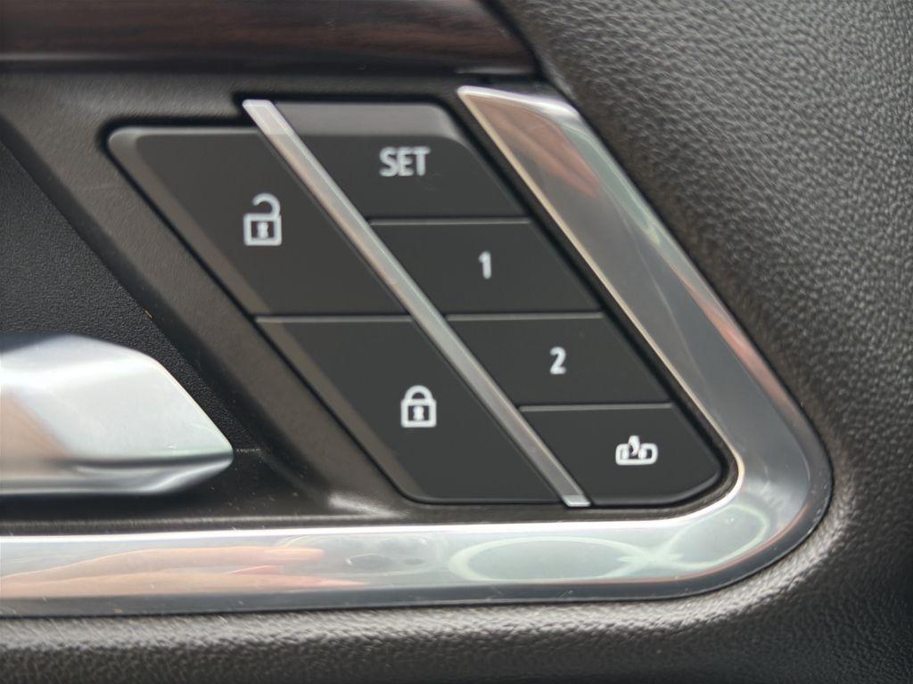 used 2024 GMC Sierra 1500 car, priced at $50,601