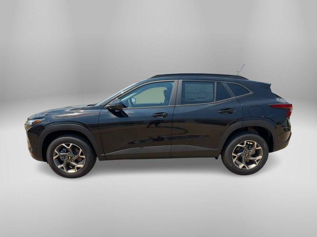 new 2025 Chevrolet Trax car, priced at $25,503