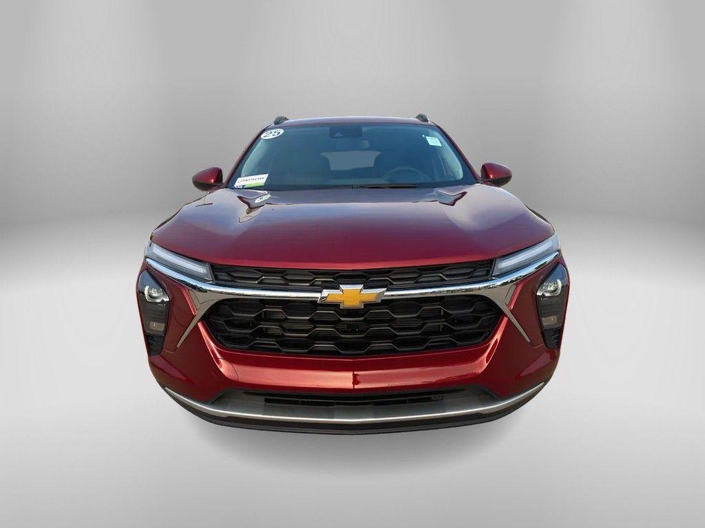 new 2025 Chevrolet Trax car, priced at $24,473