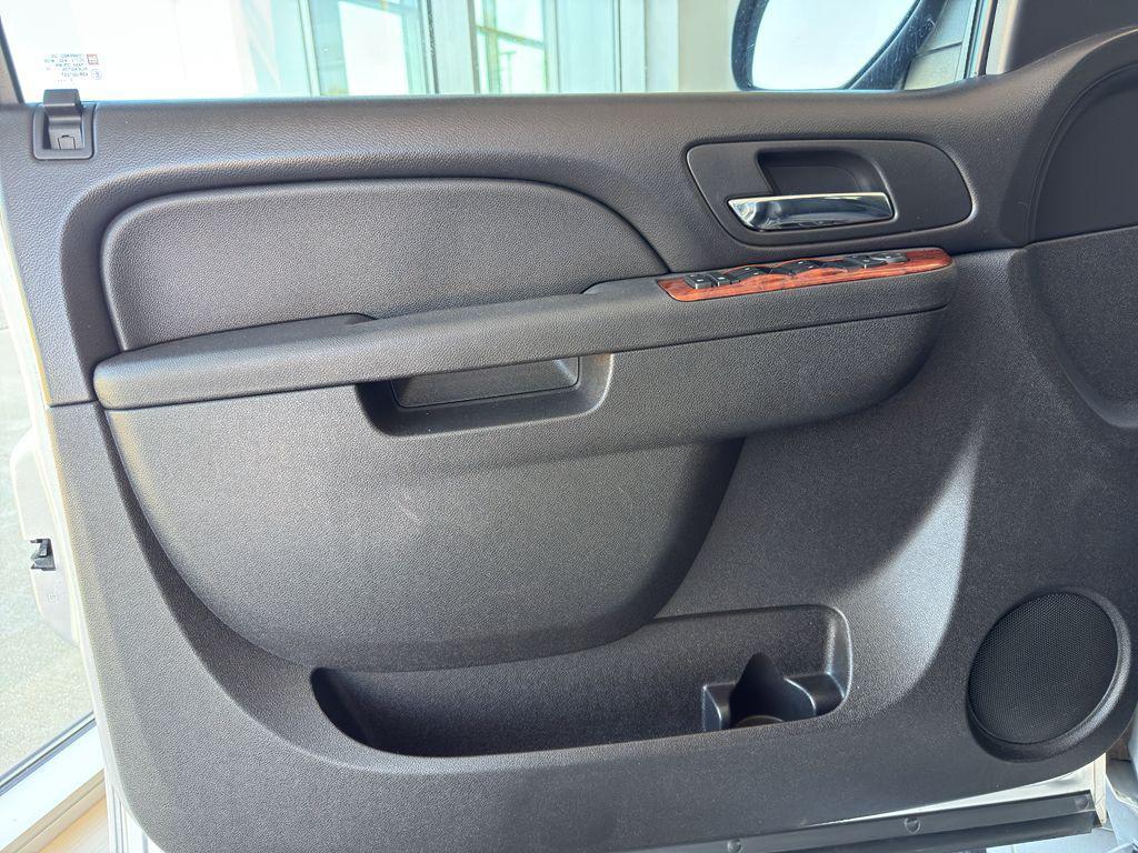 used 2013 Chevrolet Avalanche car, priced at $14,691