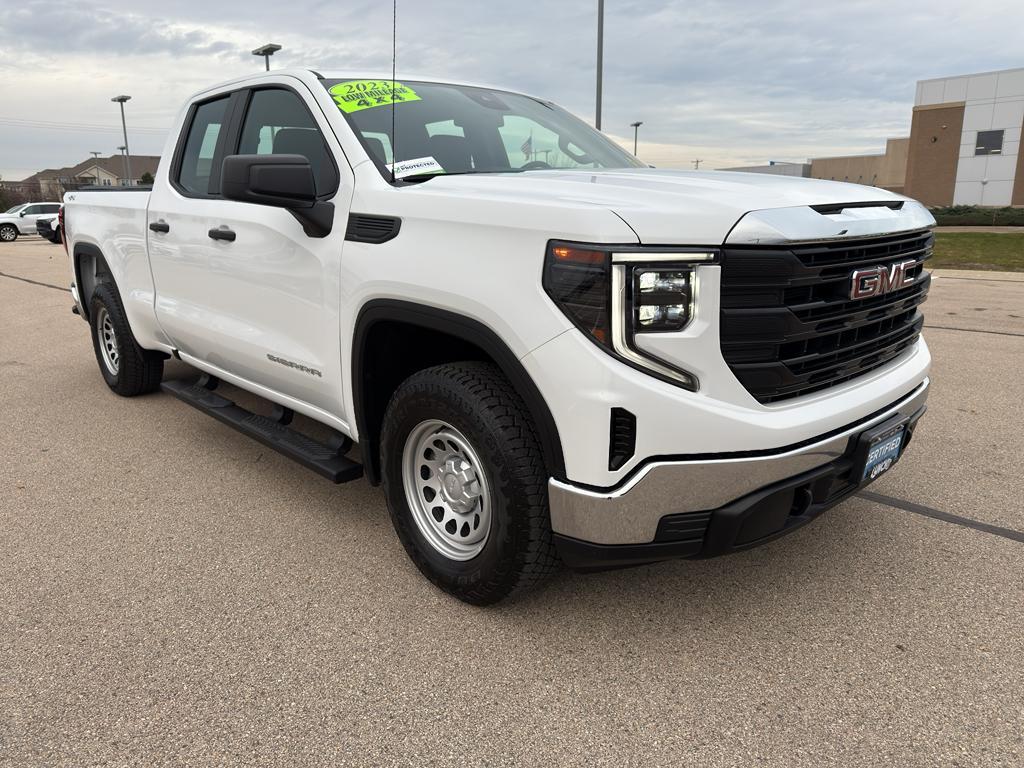 used 2023 GMC Sierra 1500 car, priced at $37,099