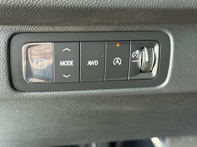new 2025 Chevrolet Traverse car, priced at $53,663