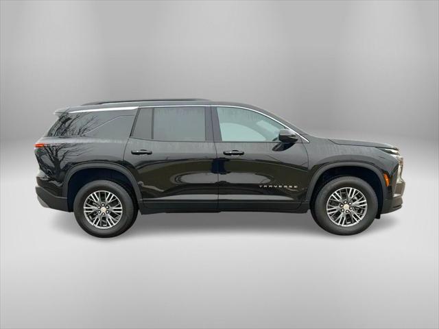 new 2025 Chevrolet Traverse car, priced at $41,995