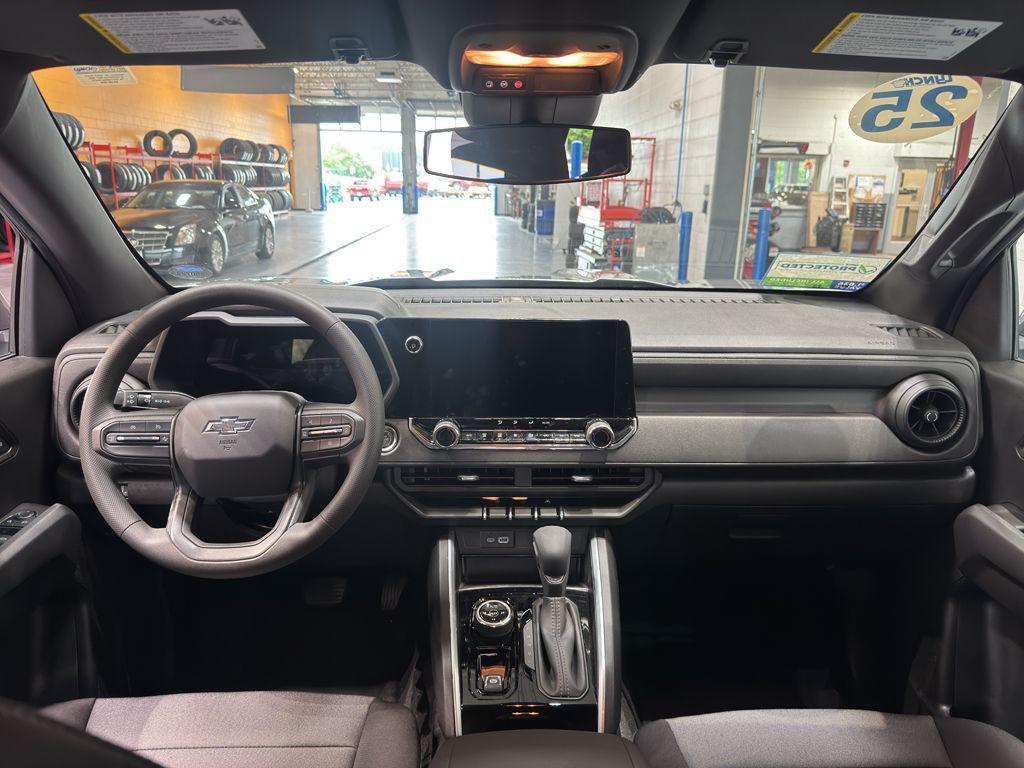 new 2025 Chevrolet Colorado car, priced at $41,390