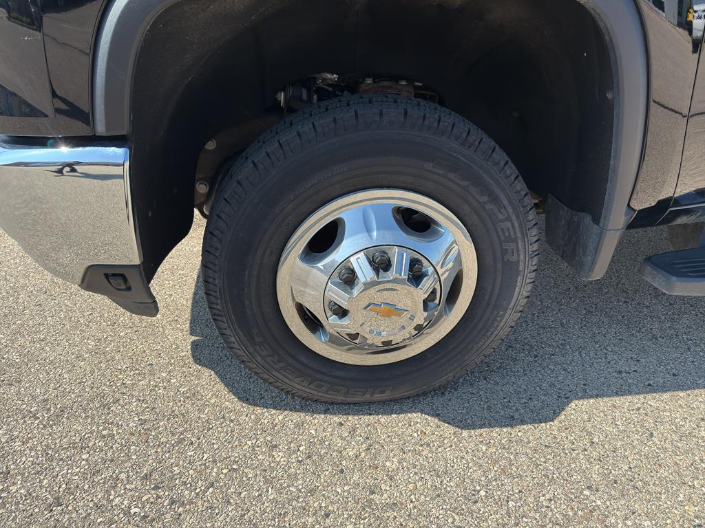 used 2024 Chevrolet Silverado 3500 car, priced at $60,568