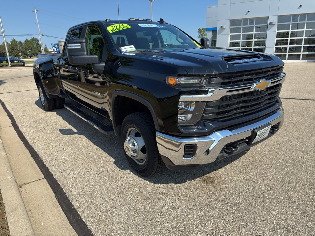 used 2024 Chevrolet Silverado 3500 car, priced at $60,568