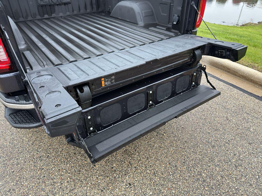 used 2024 GMC Sierra 1500 car, priced at $53,237