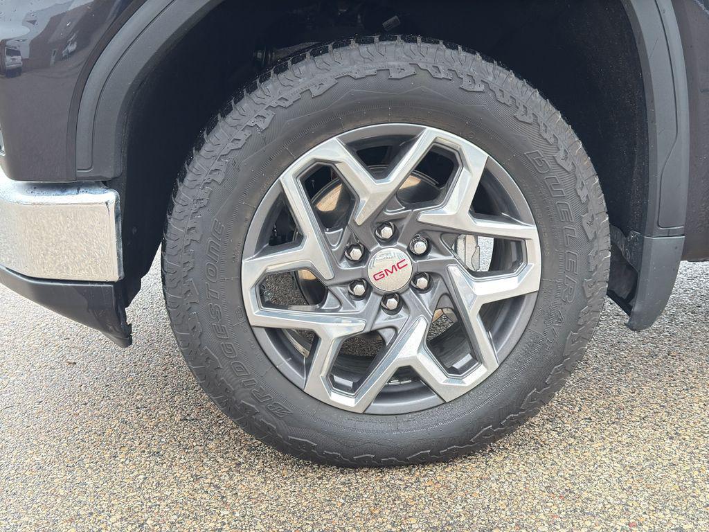 used 2024 GMC Sierra 1500 car, priced at $53,237