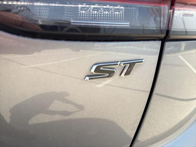 used 2021 Buick Envision car, priced at $19,574